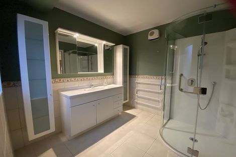 Photo of property in 114 Opaheke Road, Opaheke, Papakura, 2584