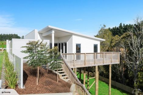 Photo of property in 54 Ainslee Street, Highlands Park, New Plymouth, 4312