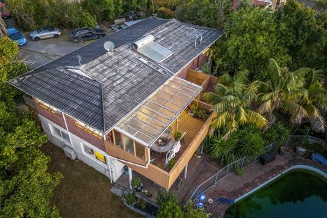 Photo of property in 342 Glenfield Road, Glenfield, Auckland, 0629