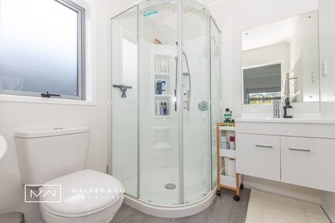 Photo of property in 42 Te Kaeaea Crescent, Wallaceville, Upper Hutt, 5018