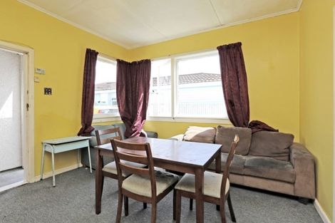 Photo of property in 615a Duke Street, Mahora, Hastings, 4120