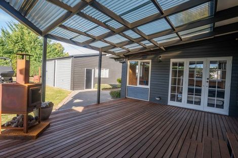 Photo of property in 14 Parata Street, Two Mile Bay, Taupo, 3330