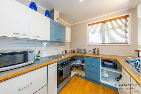 Photo of property in 64 Old Wairoa Road, Papakura, 2110