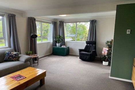 Photo of property in 91 Awanui Street, Merrilands, New Plymouth, 4312