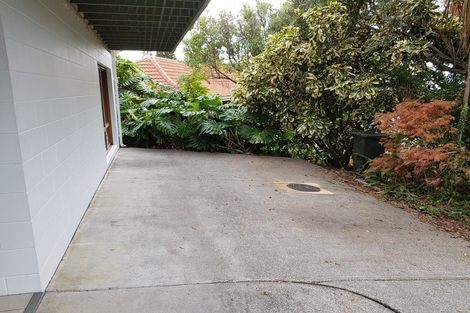 Photo of property in 13 Malters Place, Browns Bay, Auckland, 0630