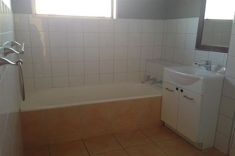 Photo of property in 41 Wynyard Crescent, Tamatea, Napier, 4112