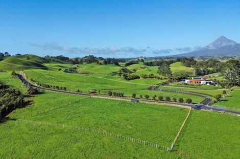 Photo of property in 151 Pheney Road, Omata, New Plymouth, 4374