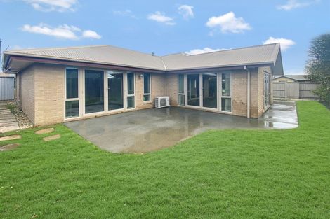 Photo of property in 2 Rooney Place, Aidanfield, Christchurch, 8025