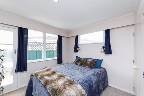 Photo of property in 14 Hartley Place, Awapuni, Palmerston North, 4412