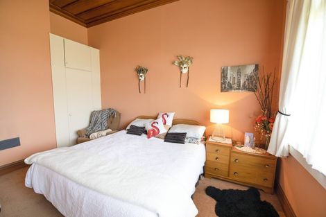 Photo of property in 45 Avondale Road, Taradale, Napier, 4112