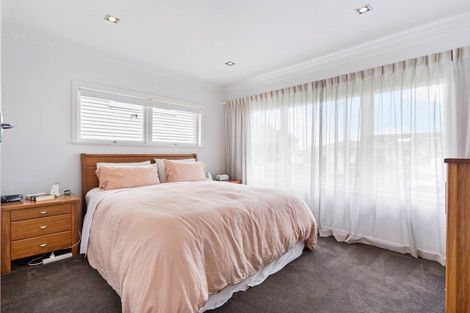 Photo of property in 25 Mcrae Road, Mount Wellington, Auckland, 1060