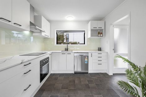 Photo of property in 62 Blomfield Street, Pukehangi, Rotorua, 3015