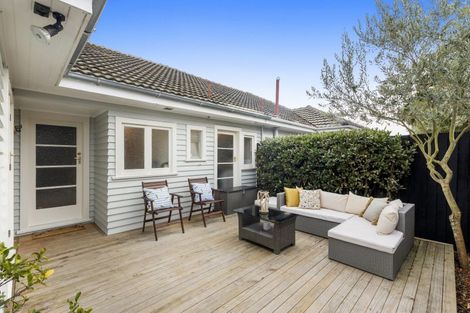 Photo of property in 1/49 Ashgrove Terrace, Somerfield, Christchurch, 8024