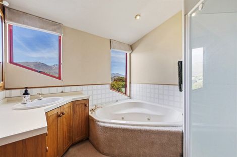 Photo of property in 12 Ritchie Street, Arrowtown, 9302