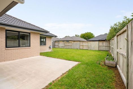 Photo of property in 19 Teatree Close, Huntington, Hamilton, 3210