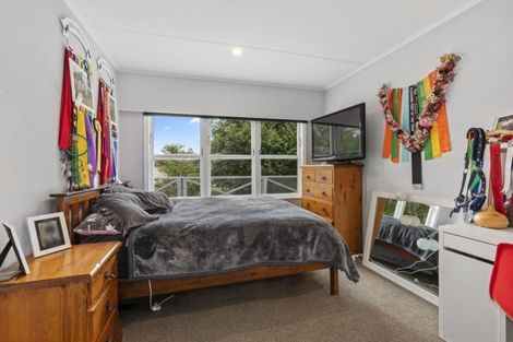 Photo of property in 43 Wood Street, Wainuiomata, Lower Hutt, 5014