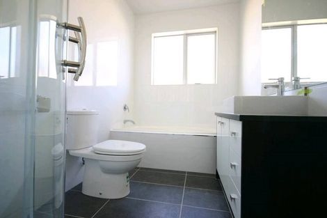 Photo of property in 11 Dromoland Drive, Flat Bush, Auckland, 2019