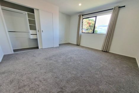 Photo of property in 3/25 Vodanovich Road, Te Atatu South, Auckland, 0610