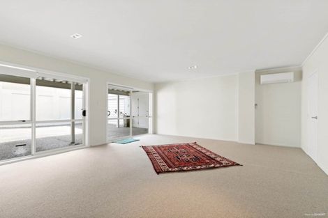 Photo of property in 27 Mcmillan Place, Mellons Bay, Auckland, 2014