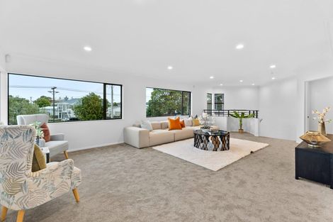 Photo of property in 1 Armagh Road, Blockhouse Bay, Auckland, 0600