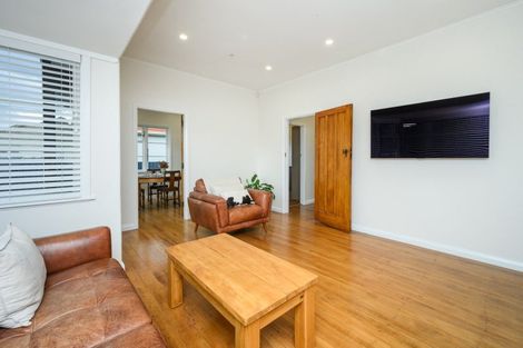 Photo of property in 97 Savage Crescent, West End, Palmerston North, 4412