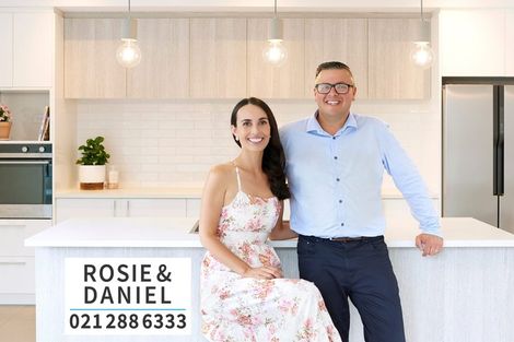 Photo of property in 48 Renata Crescent, Te Atatu Peninsula, Auckland, 0610