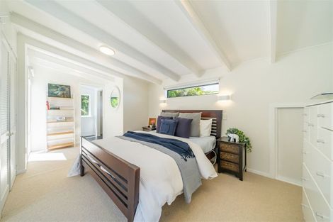 Photo of property in 11 Reserve Road, Plimmerton, Porirua, 5026