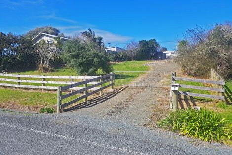 Photo of property in 6 Settlement Road, Kaiwaka, 0573