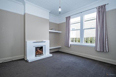 Photo of property in 23 Roslyn Terrace, West End, Timaru, 7910