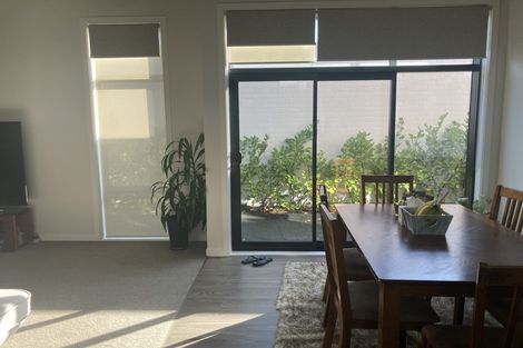 Photo of property in 22 Liberation Road, Papakura, 2110