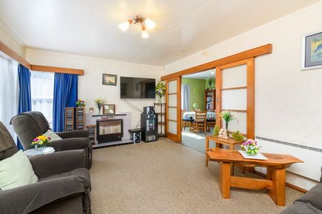 Photo of property in 17 Sinclair Avenue, Highbury, Palmerston North, 4412