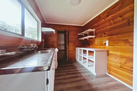 Photo of property in 2 Garboard Lane, Whitby, Porirua, 5024