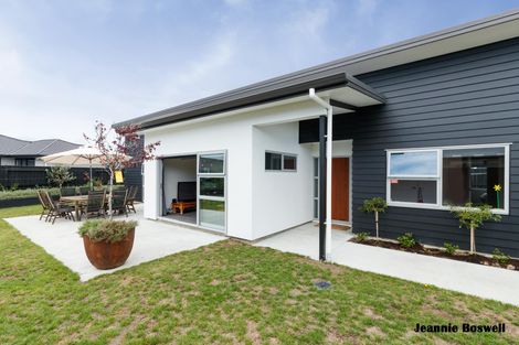 Photo of property in 7 Morocco Terrace, Kelvin Grove, Palmerston North, 4414