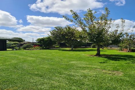 Photo of property in 17 Brewster Road, Pukekawa, Tuakau, 2696