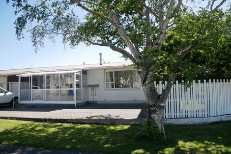 Photo of property in 2/2 Parklands Drive, Huntsbury, Christchurch, 8022