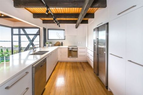 Photo of property in 20 Patmos Place, Mount Pleasant, Christchurch, 8081