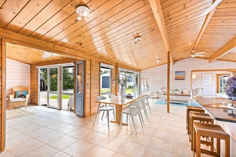 Photo of property in 15 Ruby Cove, Omaha, 0986