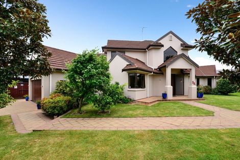 Photo of property in 13 Cranbrook Place, Rototuna North, Hamilton, 3210