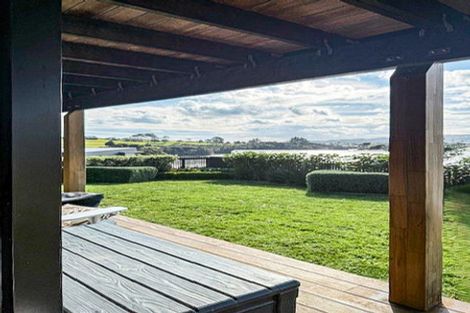 Photo of property in 15 Maataitai Road, Raglan, 3225