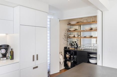 Photo of property in 26a Peterborough Street, Christchurch Central, Christchurch, 8013