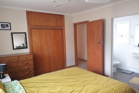 Photo of property in 24 Cowling Road, Hurdon, New Plymouth, 4310