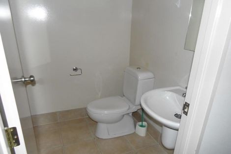 Photo of property in Marina Park Apartments, 44/146 Fanshawe Street, Auckland Central, Auckland, 1010