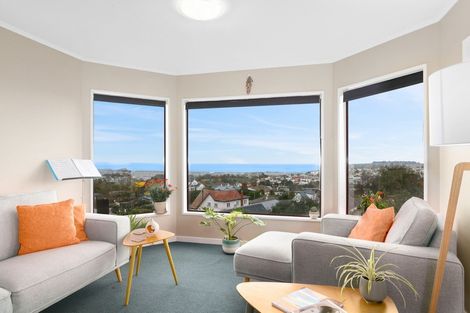 Photo of property in 21 Kenmure Road, Belleknowes, Dunedin, 9011