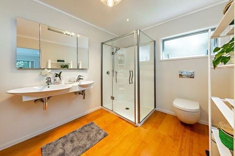 Photo of property in 10 Bothwell Place, Pahurehure, Papakura, 2113