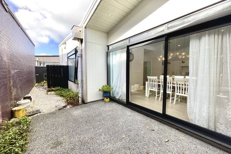 Photo of property in 23 Liberation Road, Papakura, 2110