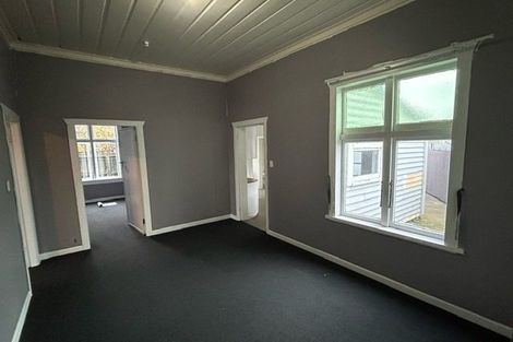 Photo of property in 9 Mahoe Street, Strandon, New Plymouth, 4312
