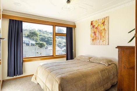 Photo of property in 4 Colquhoun Street, Glenross, Dunedin, 9011