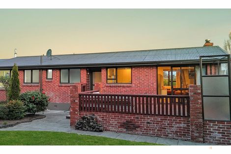 Photo of property in 18 Pringle Street, Waimataitai, Timaru, 7910