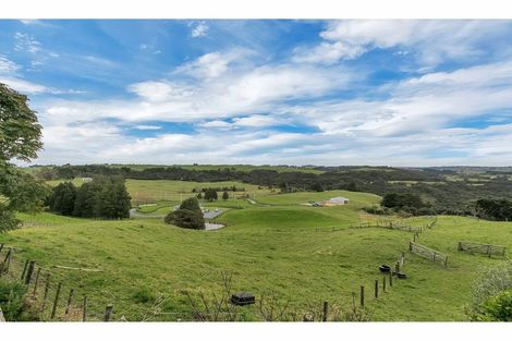 Photo of property in 125 Alf Access Road, Helensville, 0875