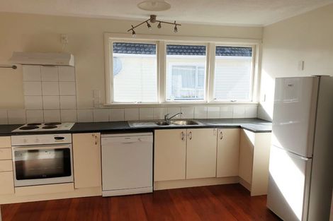 Photo of property in 1/167 Wainuiomata Road, Wainuiomata, Lower Hutt, 5014